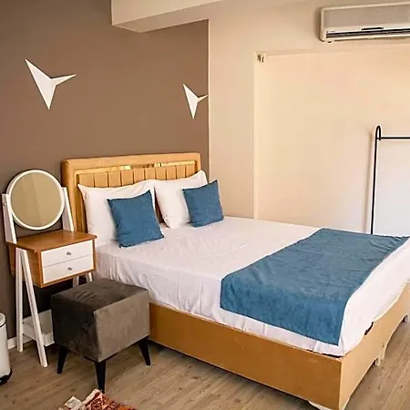 Galapera Hotel *